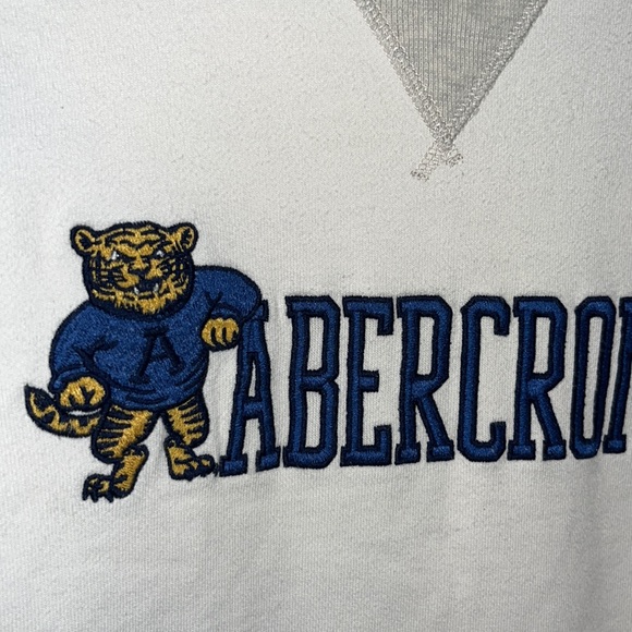 Abercrombie and Finch sweater - Picture 4 of 7